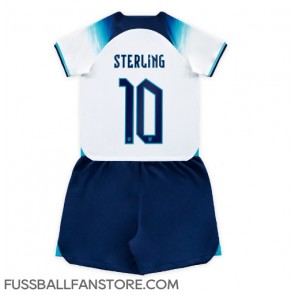England Raheem Sterling #10 Replik Heimtrikot Kinder WM 2022 Kurzarm (+ Kurze Hosen)